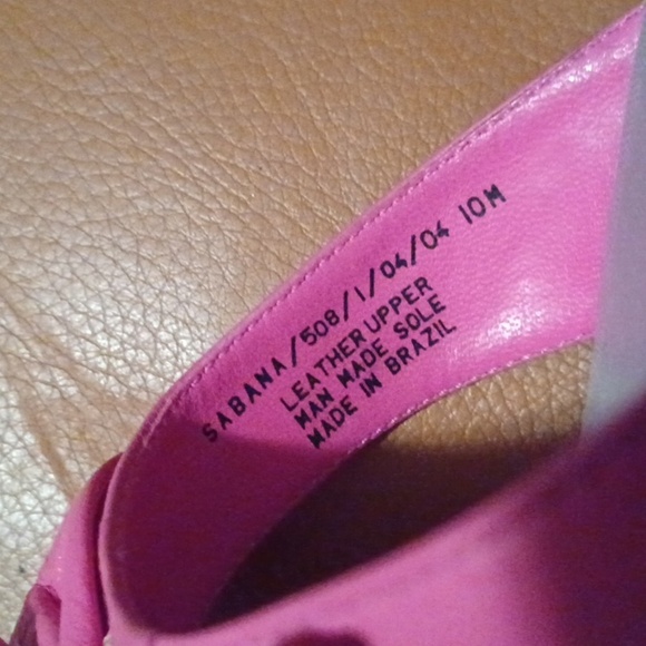 💫Hot Pink Slip On Shoes With Small Heel - Picture 9 of 10